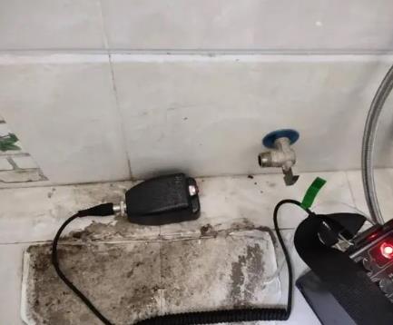 沈阳市屋顶漏水维修公司分享下卫生间漏水的危害及解决方法